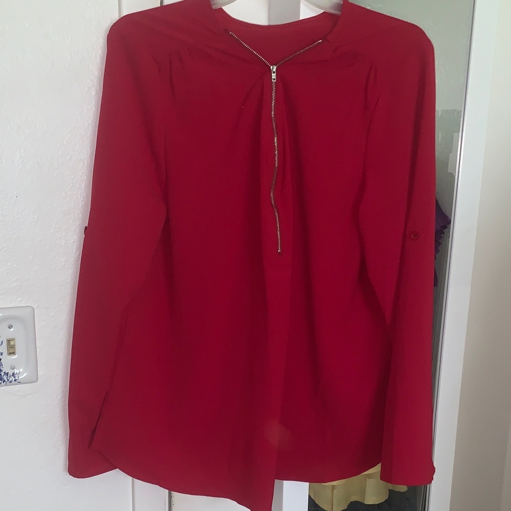 Chic Scarlet Zipper Blouse